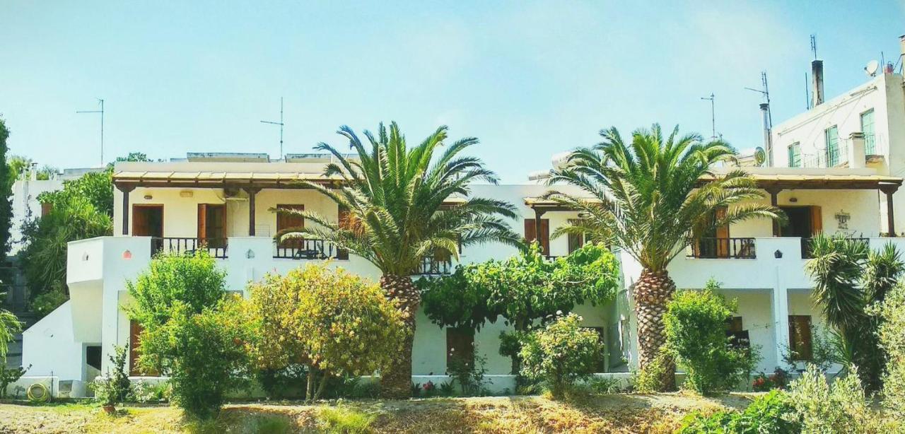 Mavrikou Helen Apartments Skyros Exterior photo