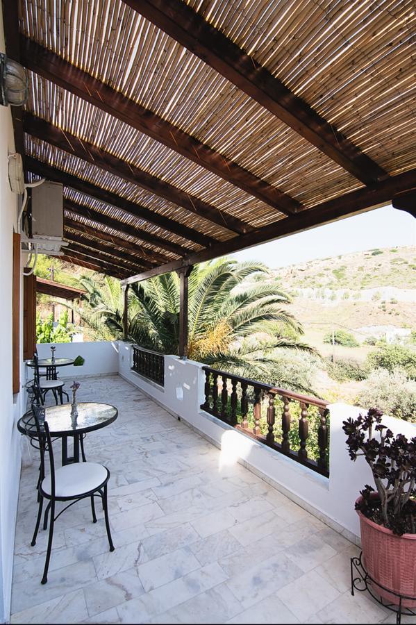 Mavrikou Helen Apartments Skyros Exterior photo